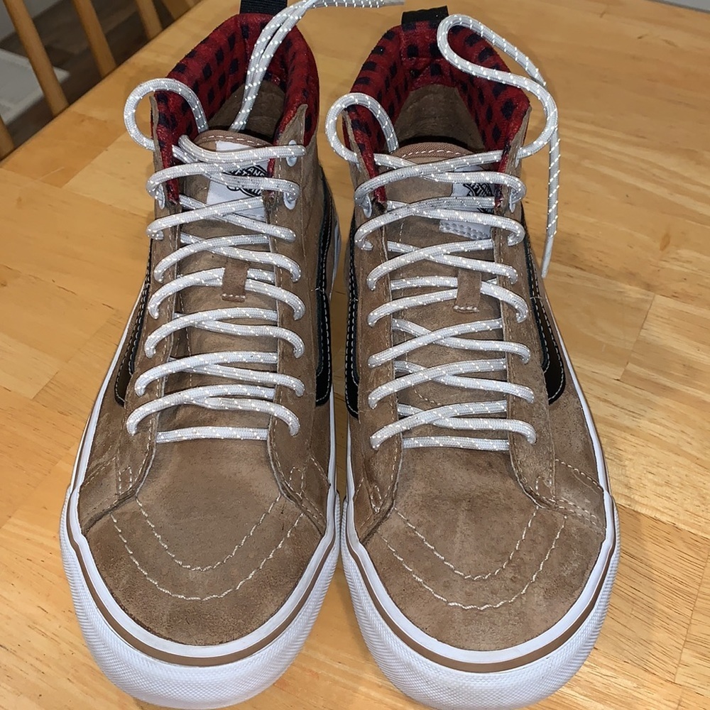 Plaid brown/black Sk8-Hi Vans sneakers. Men’s 7.  Women’s 8.5. - Picture 3 of 10